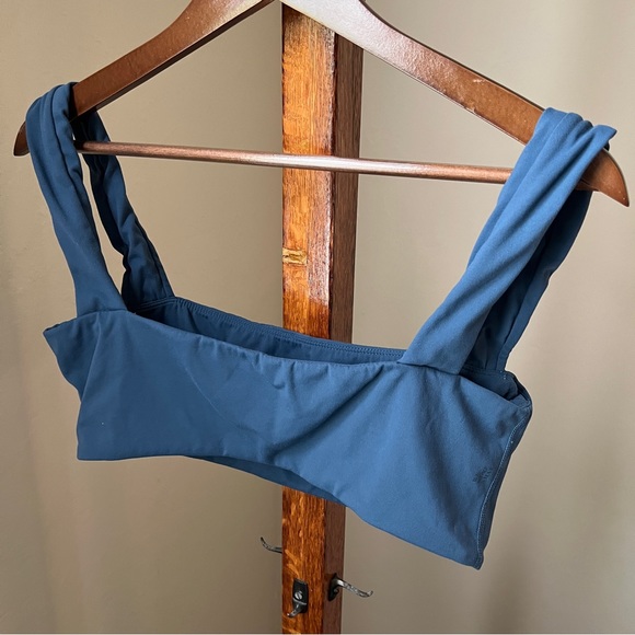 WeWoreWhat Bandeau Sports Bra in Pale Blue - Picture 5 of 6